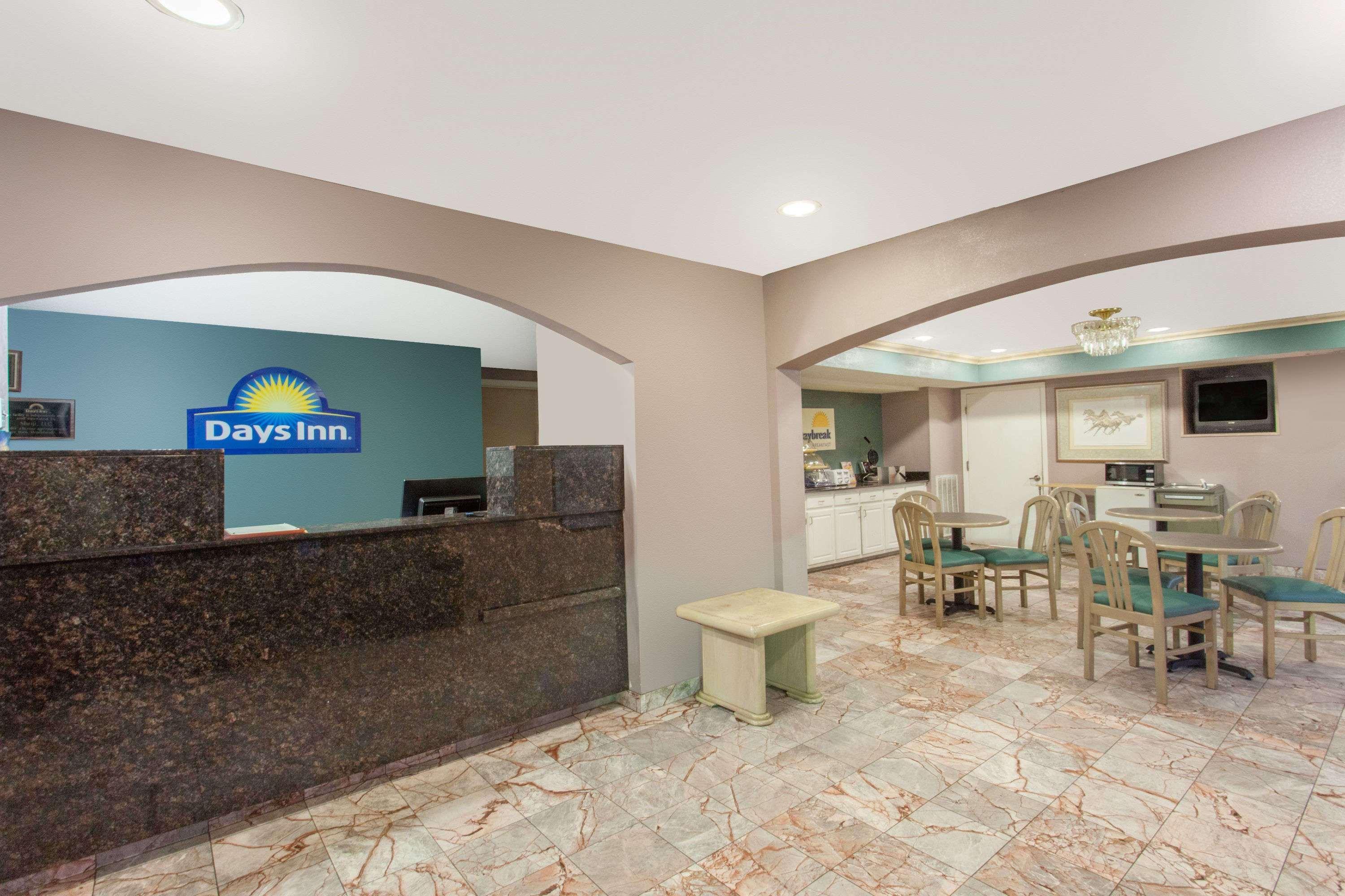 Quality Inn & Suites Decatur Priceville I-65 Exterior foto